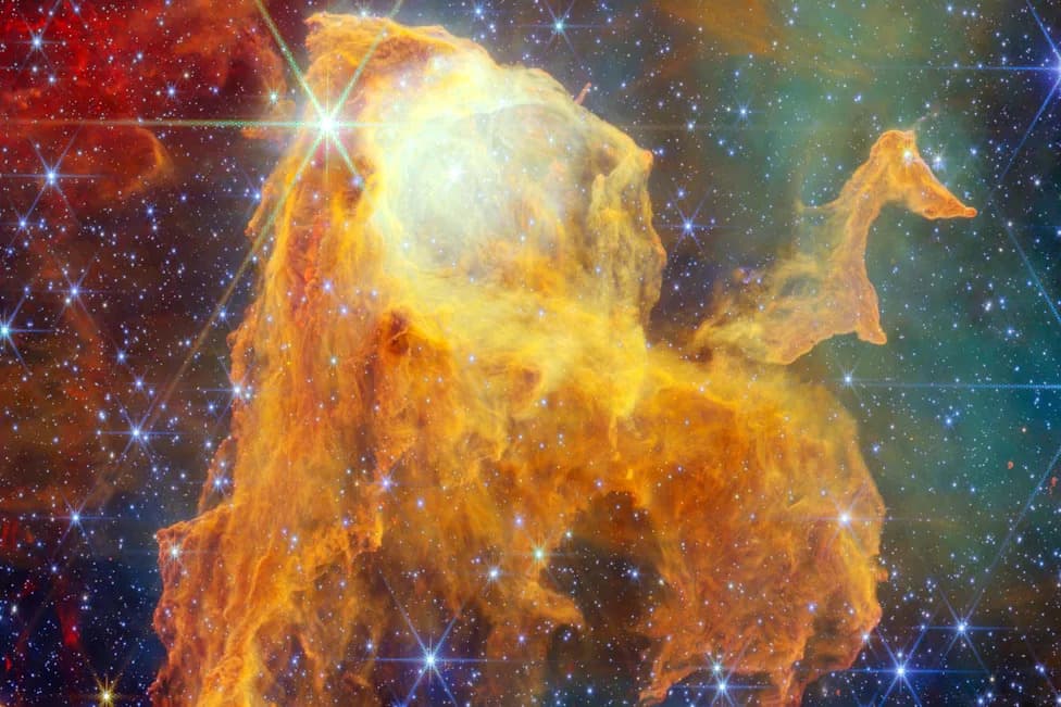 James Webb Reveals a 'Treasure Chest' of Young Stars in the Carina Nebula