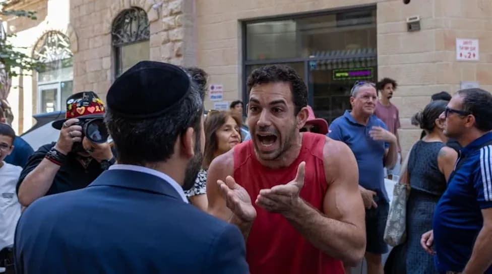 Jerusalem’s Basimta Cafe Becomes Flashpoint as Haredi Protests Over Shabbat Enter Sixth Week