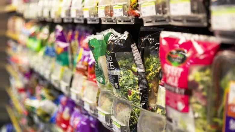Which Store Brands Use Taylor Farms? 4 Major Retailers Named During Cyclospora Lettuce Recall