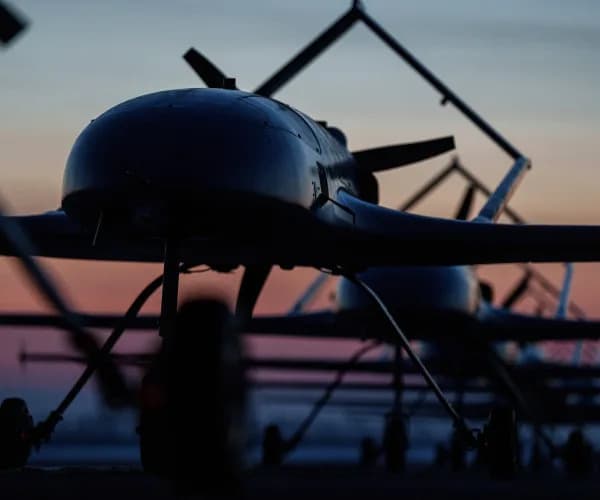 Ukrainian Drone Teams Outpaced a U.S. Armored Brigade — Why That Matters for Future Warfare