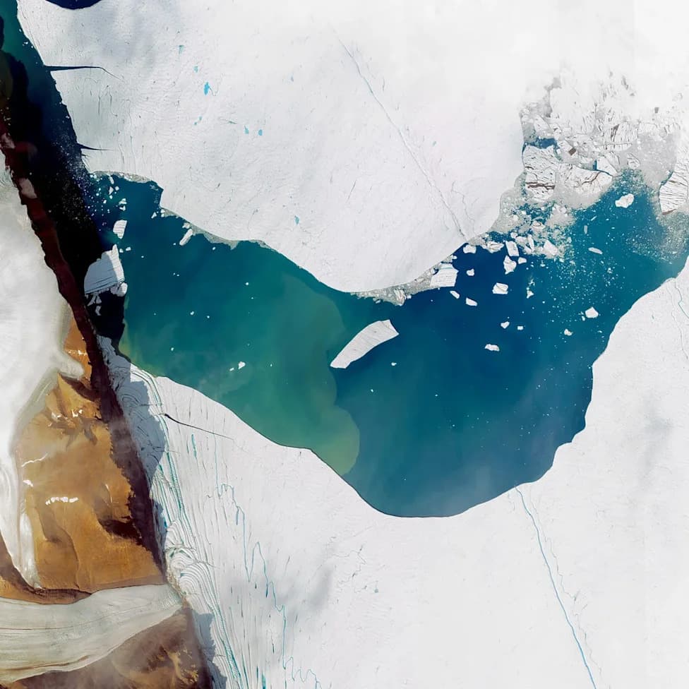 Manhattan-Sized Ice Island Calves From Petermann Glacier — Largest Loss Since 2012