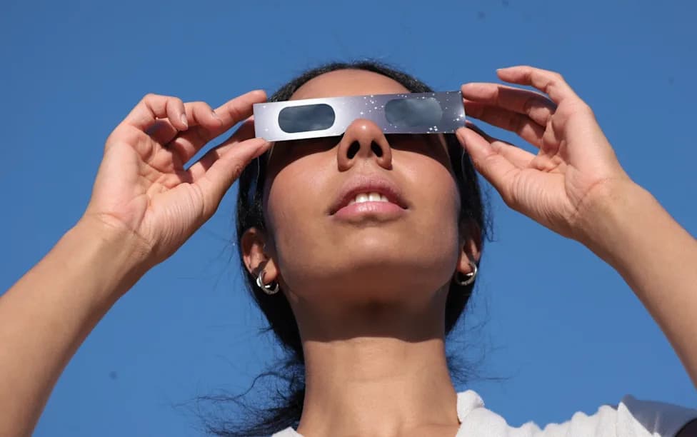 Eye Pain Searches Surge Over 800% After UK Solar Eclipse — Experts Warn Against Looking at the Sun