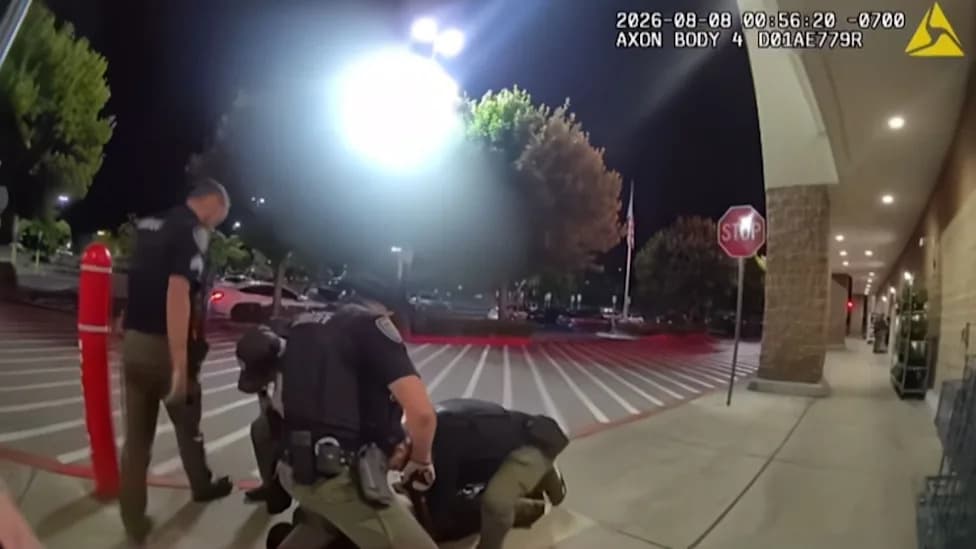 8-Second Escape: Washington Teen Tased After Brandishing Realistic-Looking Airsoft Pistol