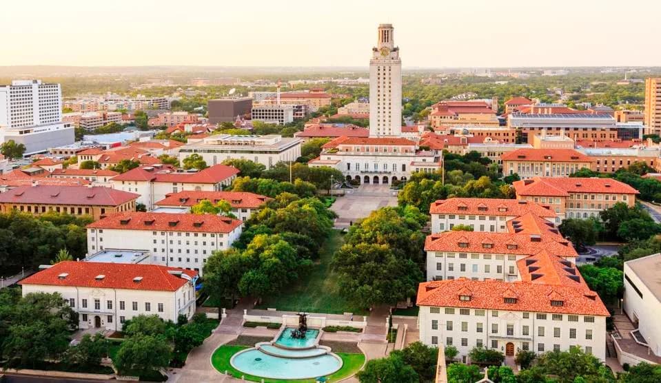 UT Austin Proposes Major Overhaul of Undergraduate Core Curriculum: Fewer Credits, More Focus