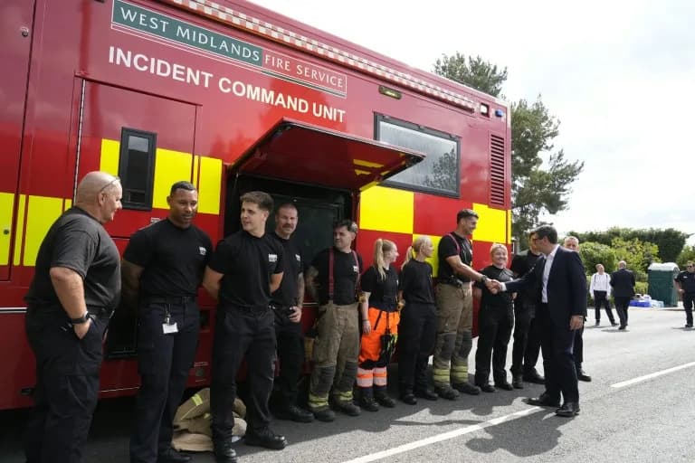 Wildfires Gut Homes in Stourbridge — Andy Burnham Urges UK To 'Face Up' To Climate Change