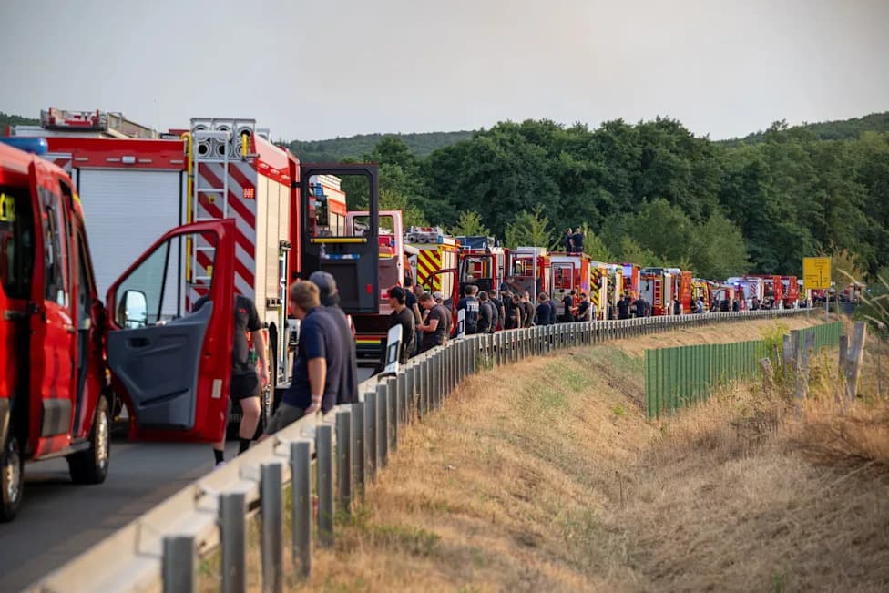 Firefighters, Army Units Gain Ground Against Record Hürtgen Forest Blaze
