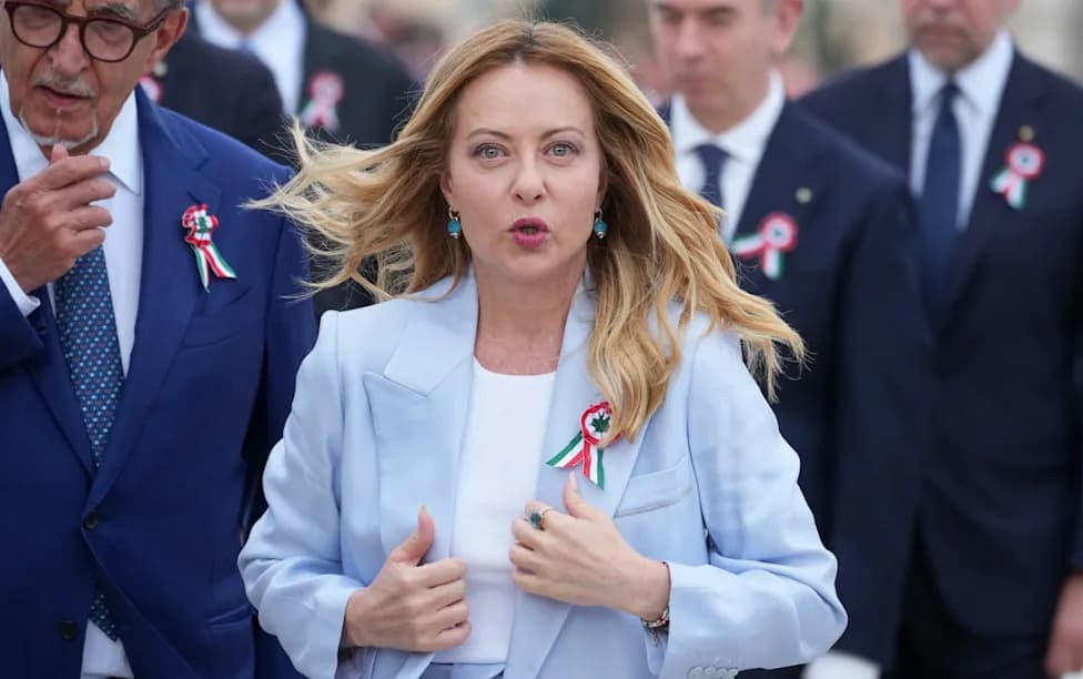 Meloni Moves Right on Migration to Blunt Hard‑Right Surge — 7% Party Could Decide Election