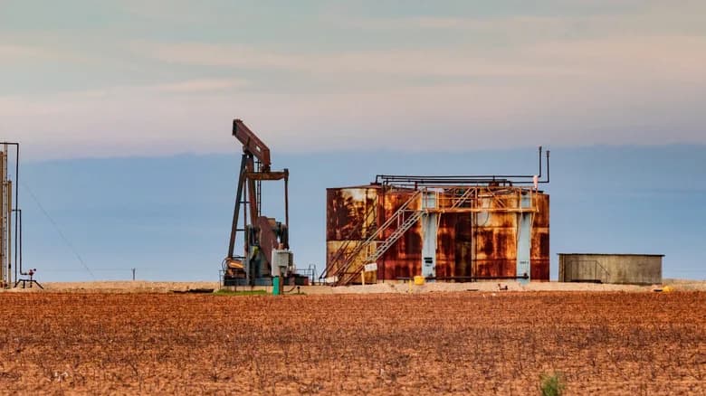 How Oil Firms Use Legal Loopholes to Shift Cleanup Costs onto Taxpayers