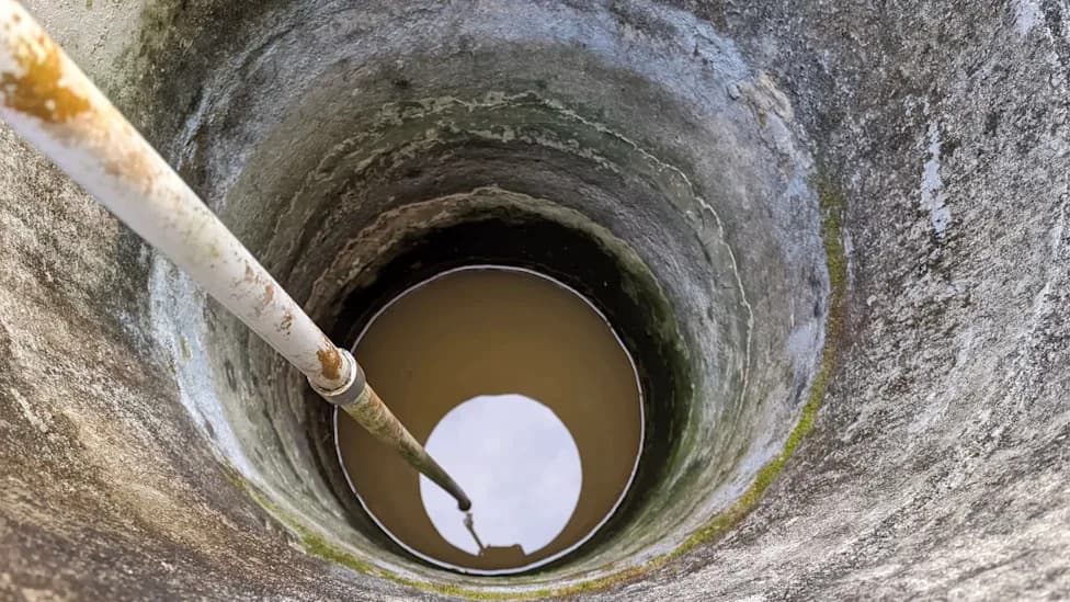 Months After Jet-Fuel Leak, Mount Eyre Manor Still Without Safe Drinking Water