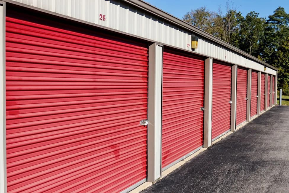 Illinois Turns Self‑Storage Roofs Into 60 Community Solar Arrays To Protect Farmland And Cut Bills