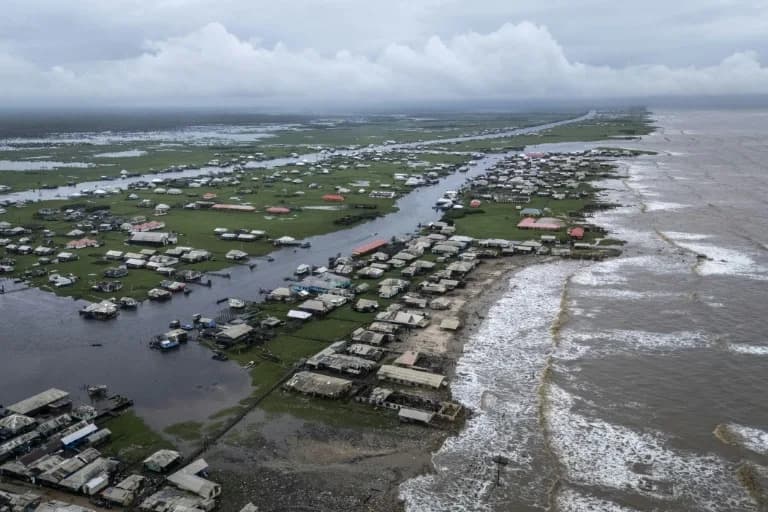 Ayetoro’s Vanishing Shoreline: How the Atlantic Is Forcing a Nigerian Fishing Town to Relocate