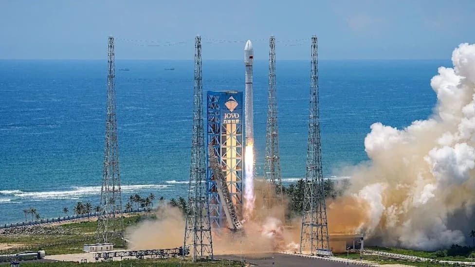 China Returns to Flight: Two Successful Launches Days After Long March 7A Breakup