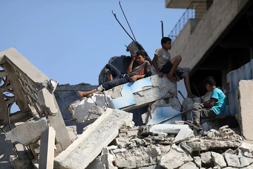Six Dead After Israeli Strike Hits Gaza City's al-Shati, Medics Say