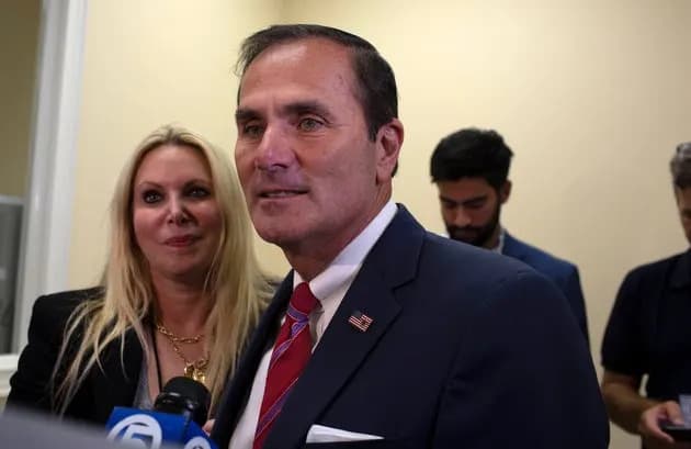 Gov. DeSantis Suspends Palm Beach Clerk After Arrest On Child Sexual Abuse Charges