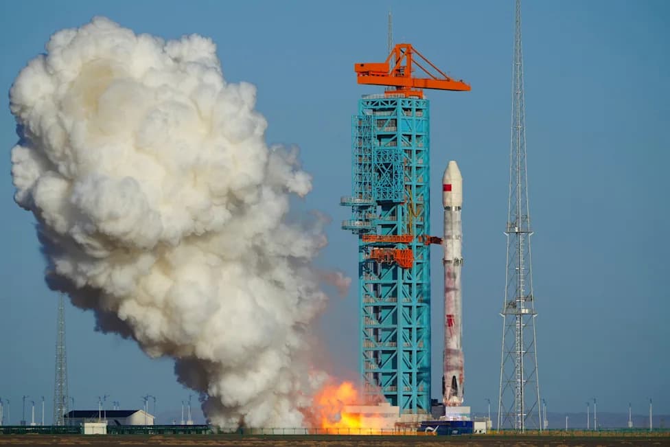 China Recovers Zhuque-3 Rocket Stage On Land in Reusable-Rocket Breakthrough