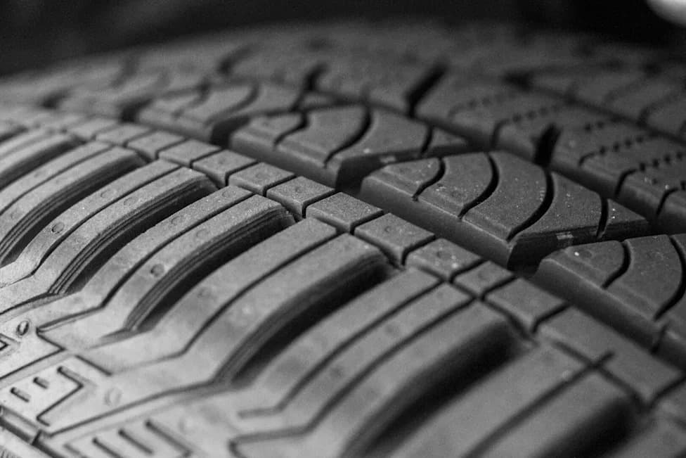 Insider Allegedly Helped Steal 438 Tires From Mavis — Plate-Reading Cameras Exposed the Scheme