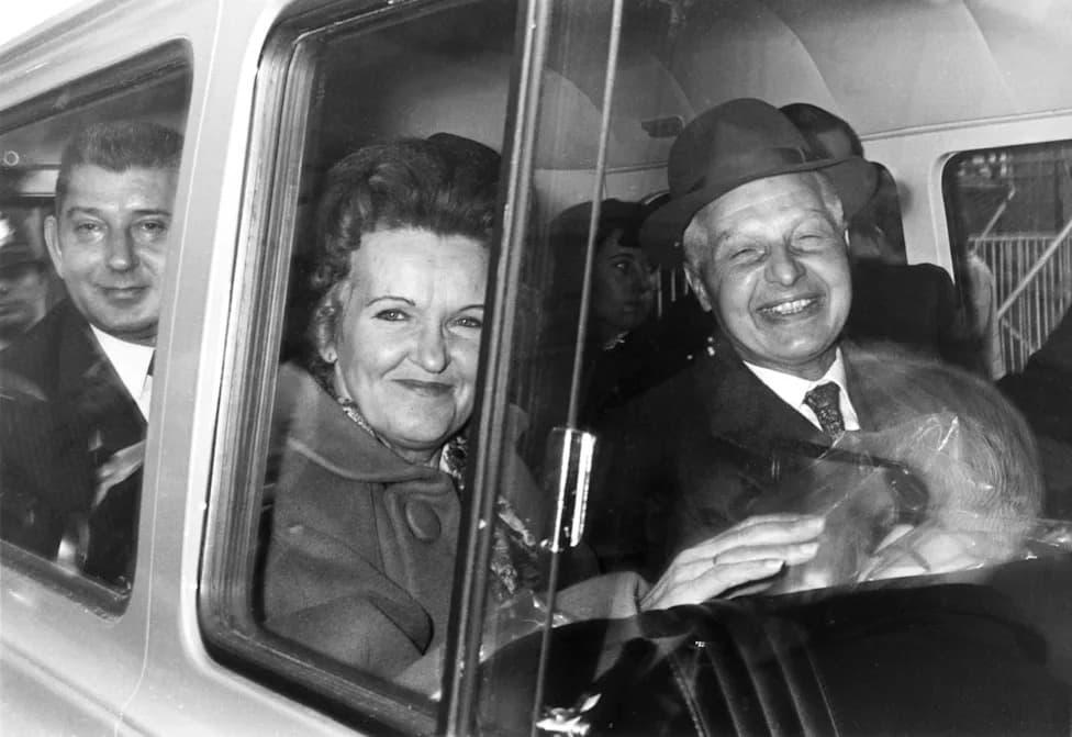 How a New York Couple Smuggled the 'Fat Man' Blueprint to Moscow — and Evaded Capture for a Decade