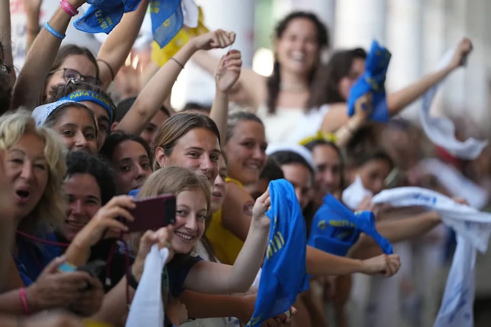 Pope Leo XIV Urges Dialogue Over Polarization, Warns Against Militarization and Hails Youth as Hope