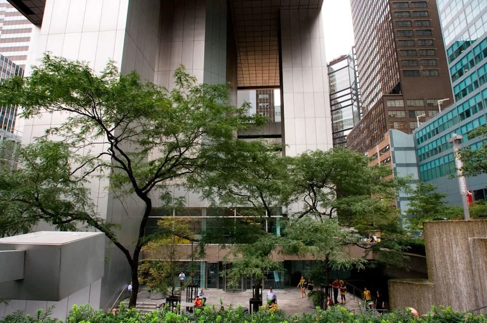 Midnight Welders and a Hidden Crisis: How Citicorp Center Was Quietly Strengthened in 1978