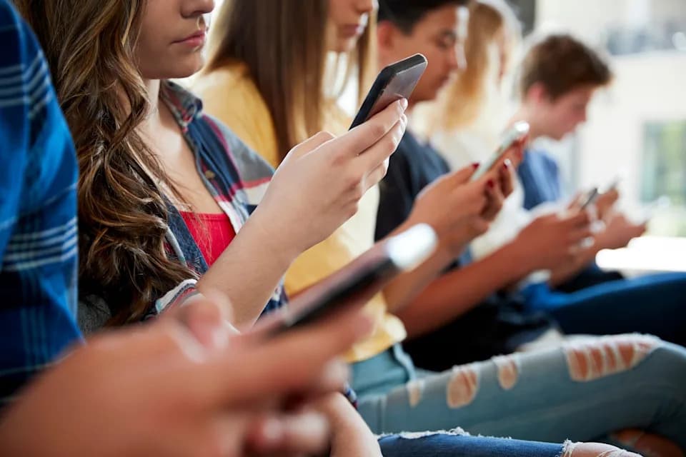 Meta Imposes New Default Limits for Teens on Instagram and Facebook — What Parents Should Know