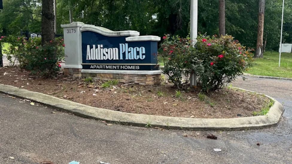 West Jackson Tenants Left Without Water in Triple‑Digit Heat as Owner's Bill Tops $300,000