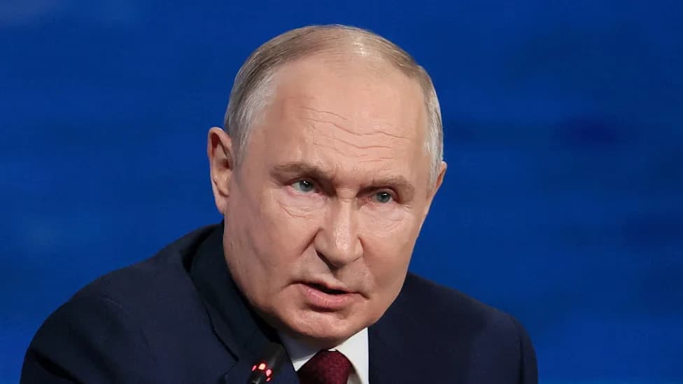 Putin's Orca–Polar Bear Allegory Fuels Questions About His Fitness and Moscow's Escalation Intentions