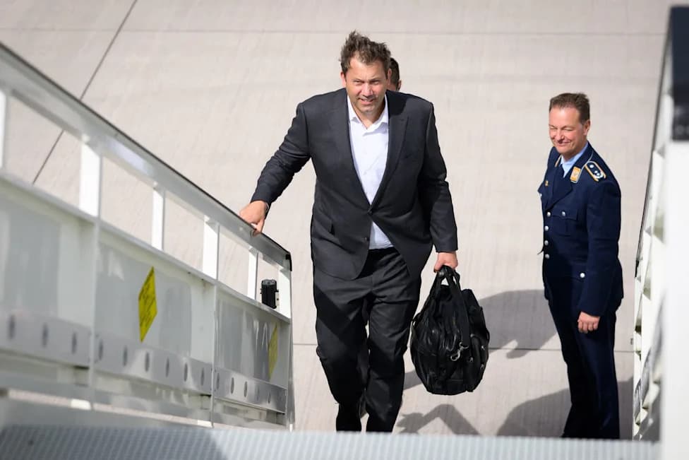 Germany's Vice-Chancellor Lars Klingbeil Heads to G20 to Push Economic Recovery and Call to End Iran Conflict