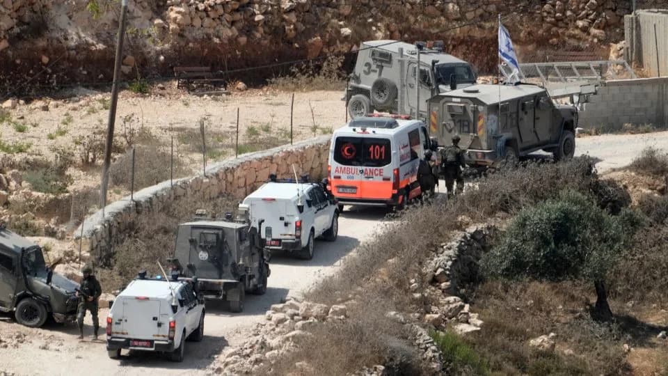Settlers Storm West Bank Village Qusra, Seize Home While Owner Trapped; No Arrests Announced