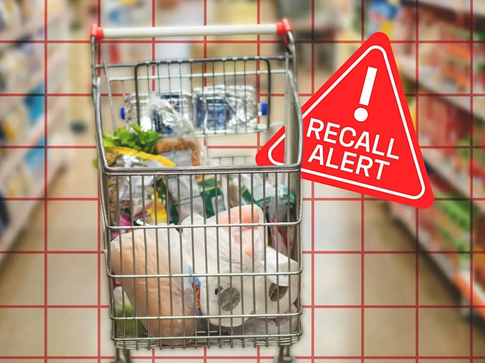 3 Major Food Recalls Right Now: Listeria Tomato Soup Kits, E. coli Berries, and Outshine Pops With Glass