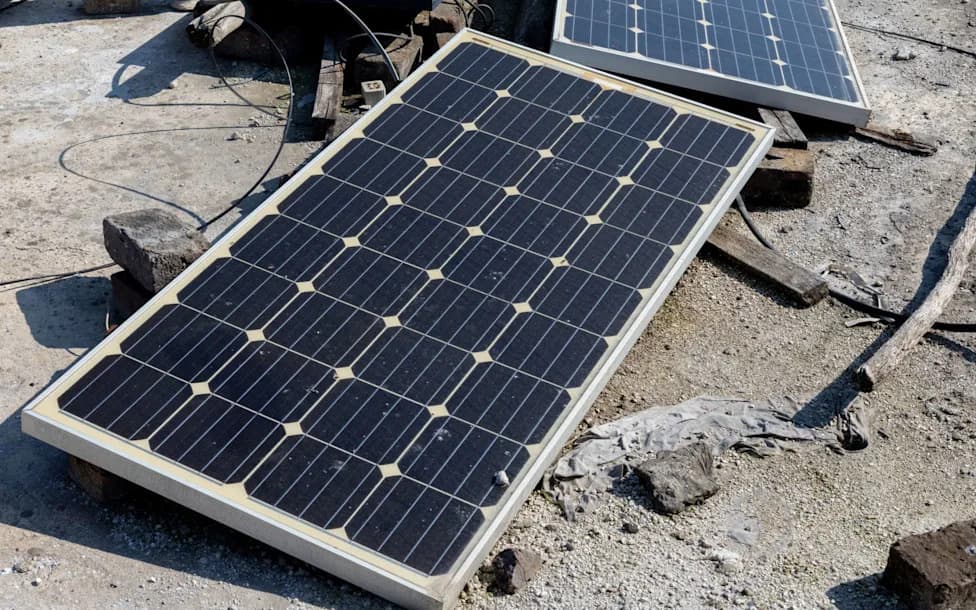Australia’s Rooftop Solar Boom Could Generate 99,000 Tons of Panel Waste by 2030 — Experts Propose $10–$20 Upfront Recycling Fee