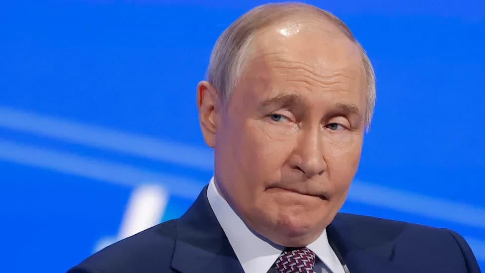 Putin Suffers Setback: About 2,500 Russian Troops Trapped On Kinburn Spit After Ukrainian Strikes