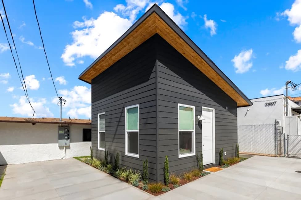 Viral Posts Link Boxabl And Elon Musk — But The $7,999 “Tesla” Tiny House Is False