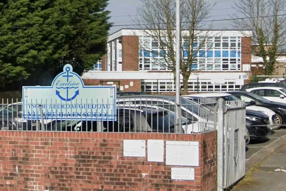 ‘Pure Hatred’: History Teacher Stabbed in Classroom After Helping Pupil — Teen Sentenced to 4½ Years