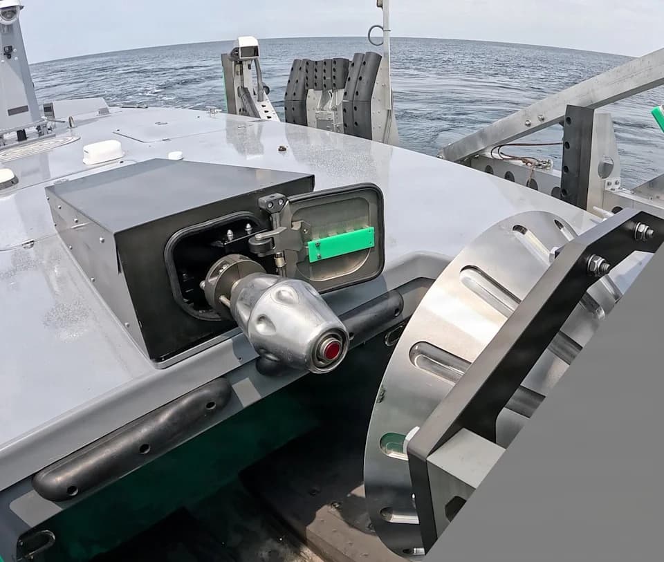 US Navy Tests Robotic At-Sea Refueling — 400 Gallons Transferred to T38 Drone Boat