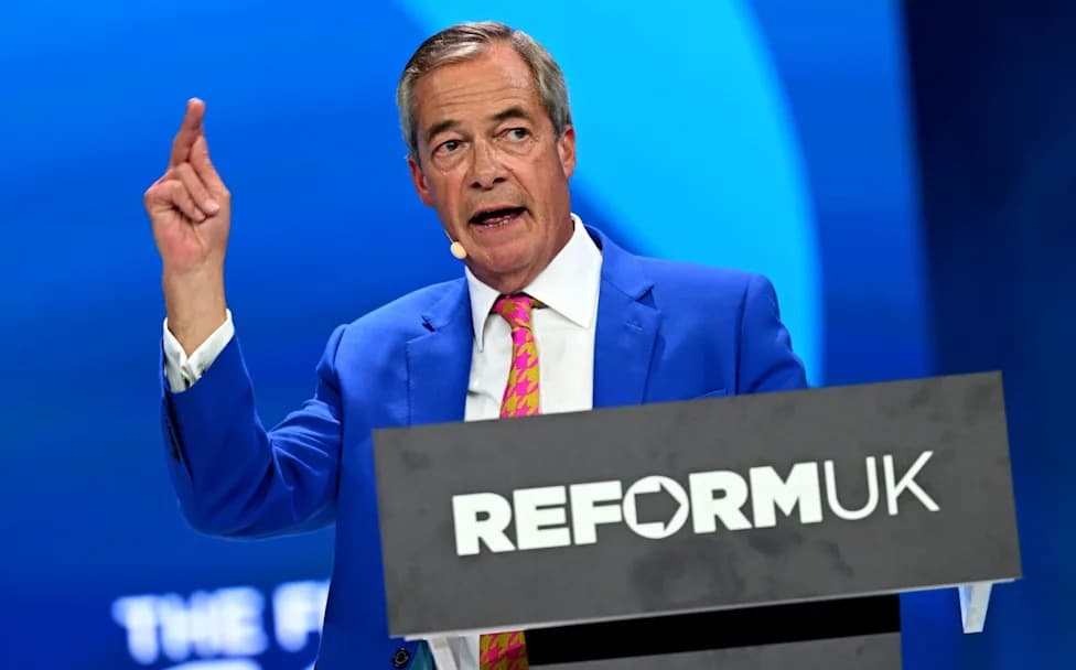 Loose Pub Talk, Donor Rows and a Leadership Test: How Farage's Response Could Cost Reform