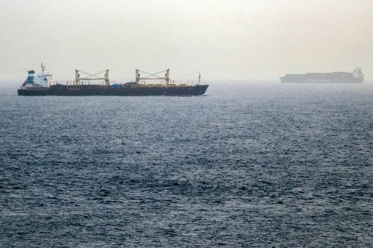 Over 120 Dead as Houthis Launch Major Offensive to Seize Bab al‑Mandab Gateway