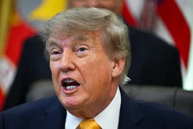 Ex-GOP Strategist Maps Out Rolling Investigations To 'Torture' Trump's White House — Not Impeachment