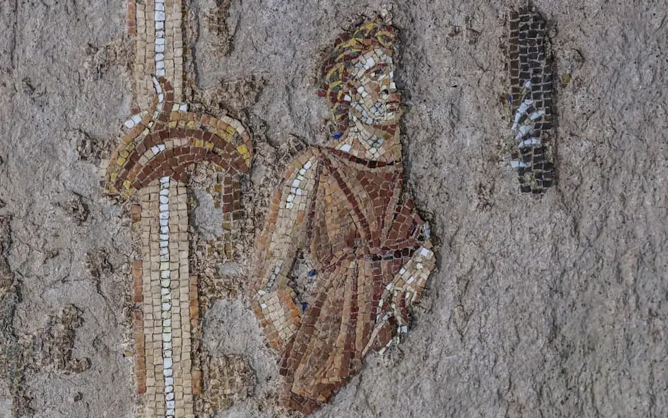 Largest Known Roman Wall Mosaic Unveiled Beneath the Baths of Trajan