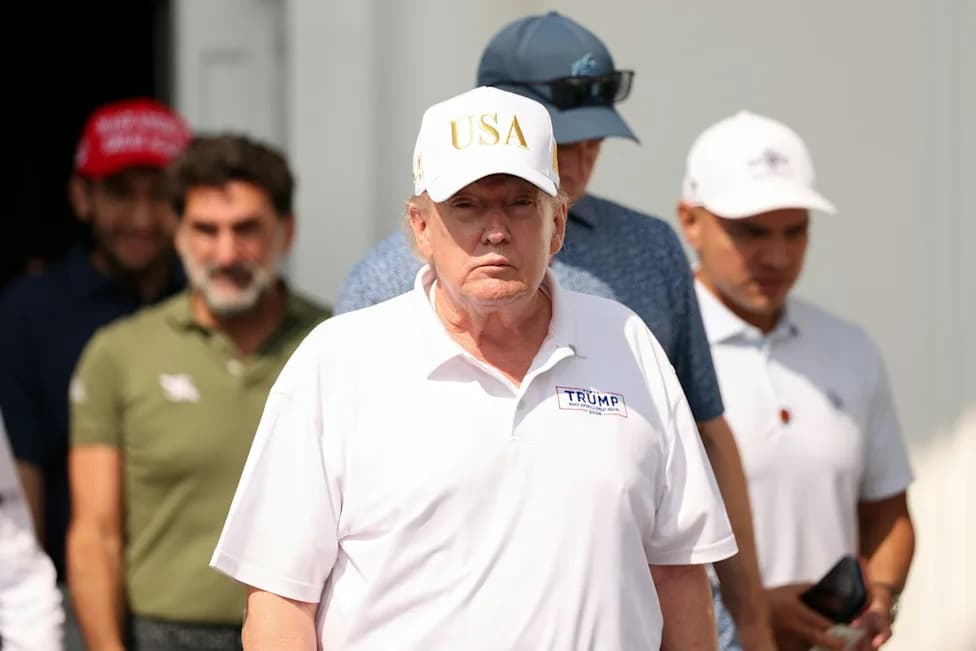 Photos Show Dark Bruises on Trump’s Arm After Bedminster Golf Outing — Renewed Questions About His Health