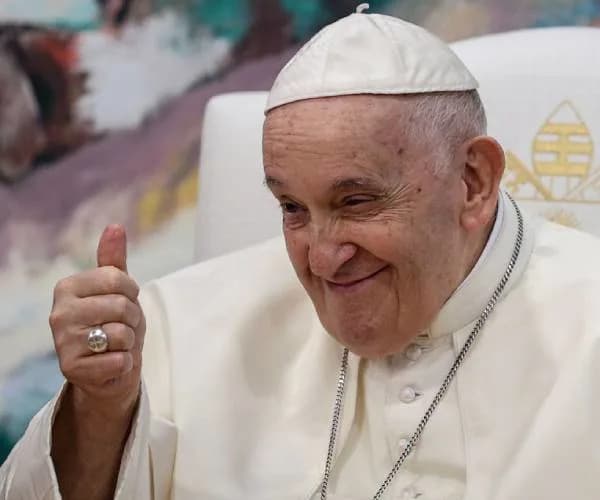 Pope Francis’ Final Book ‘Hope, Unfailing’ — English Edition Arrives Nov. 24