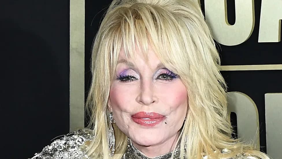 Nashville Poised To Rename Airport 'Dolly Parton International' After Governor's Endorsement