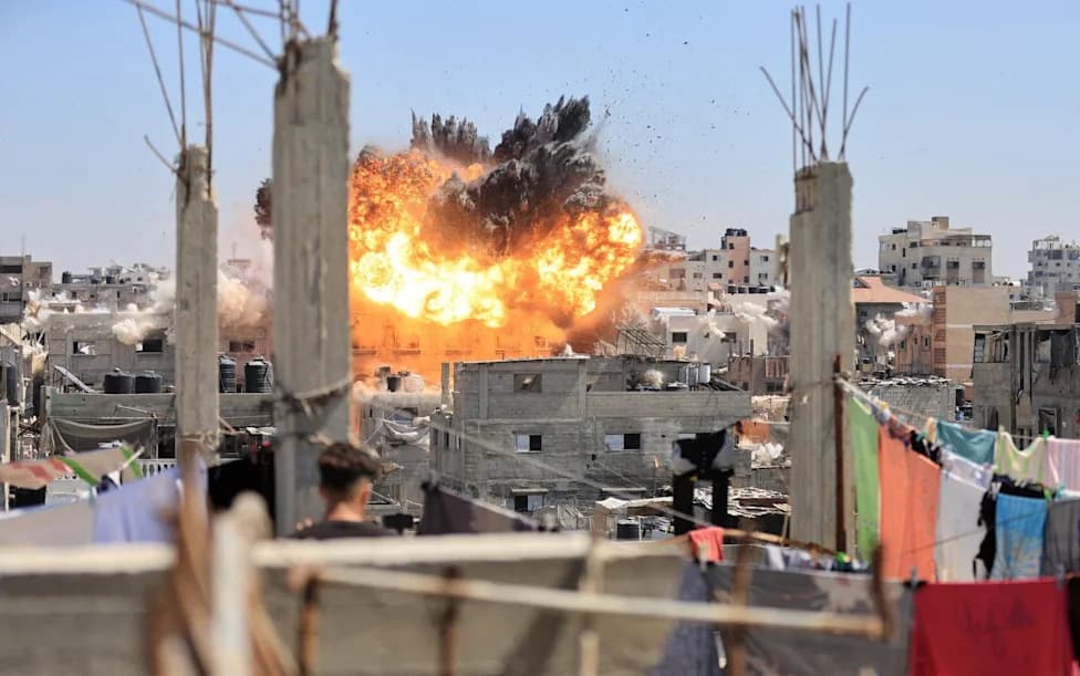 Israeli Strike Hits Residential Block In Al-Shati (Beach Camp) Refugee Camp, Gaza