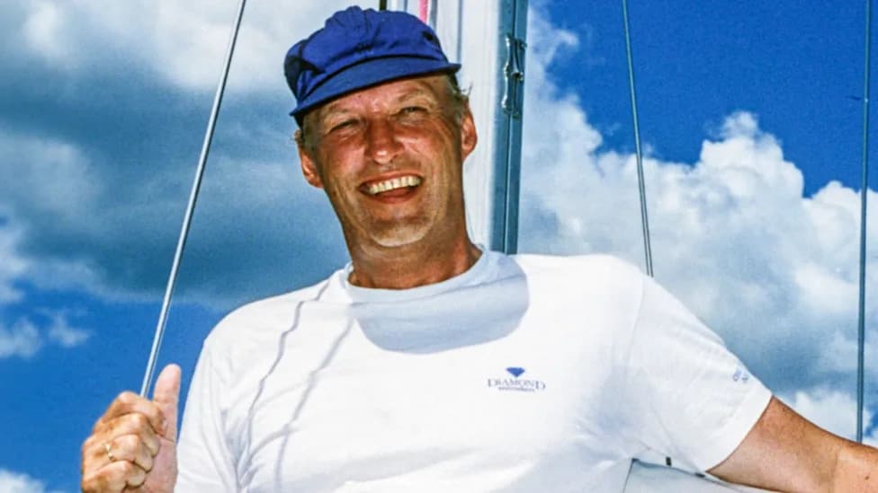 No Crown, Just Sea: The Story Behind King Harald’s Final Photograph