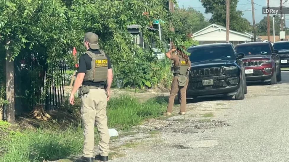 ICE Says Targeted Enforcement Operation Preceded Port Arthur Crash; Two Men Sought