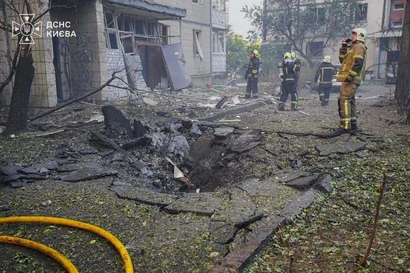 Russian Air Strikes Wound Eight in Kyiv; Ukrainian Drones Damage Ozon Hub in Saratov