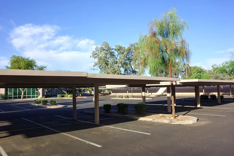 Arizona Condo Owner Says HOA Approved 17-Page Parking Rules Based on AI Draft — Residents Say They Weren't Notified