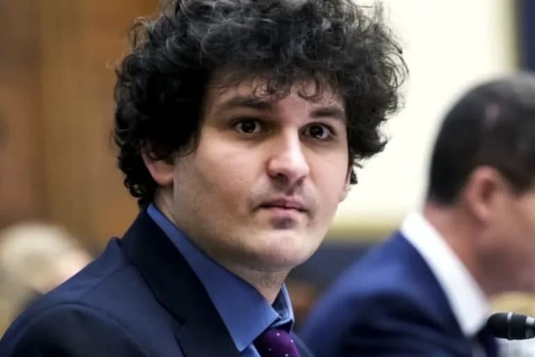 Sam Bankman‑Fried Asks Supreme Court To Overturn FTX Fraud Conviction, Challenges $11B Forfeiture