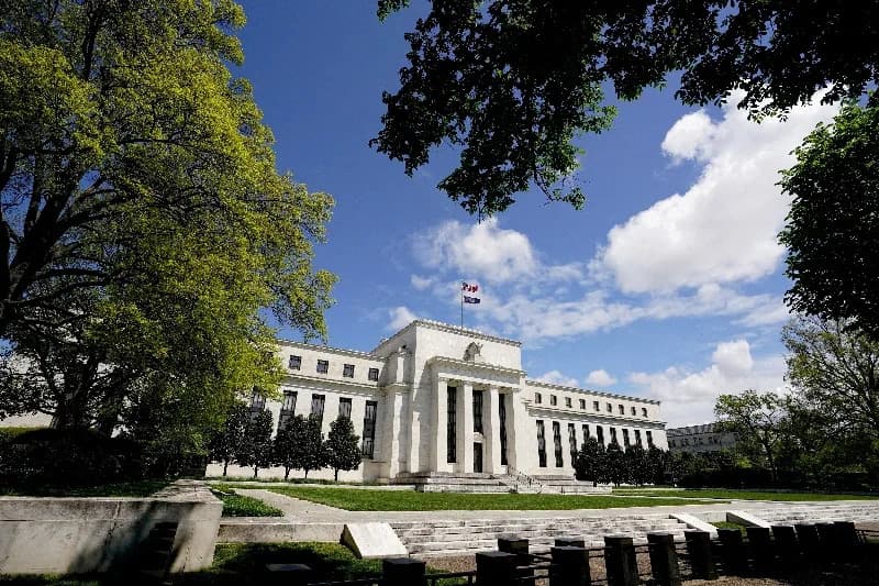 Trump Urges U.S. To Maintain World's Lowest Interest Rate Ahead Of Fed Meeting