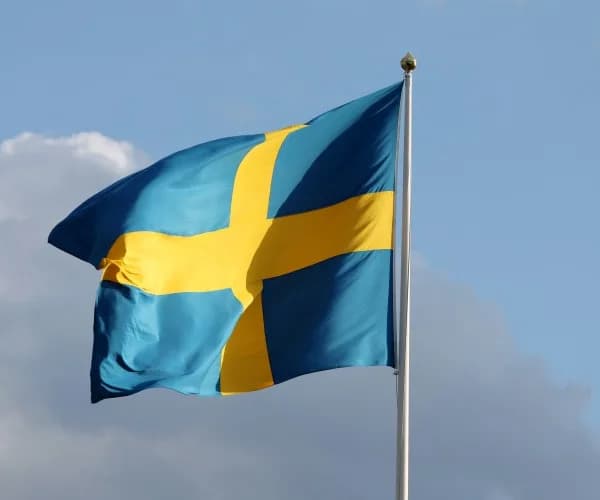 Sweden's New Asylum Model: Reception Centres, Faster Removals and Cash Incentives Draw European Interest