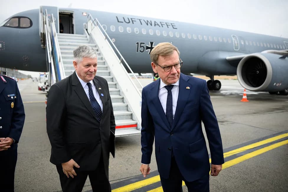 Germany Seeks Fresh Start With Hungary After Orbán's Ouster — FM Wadephul Visits Budapest